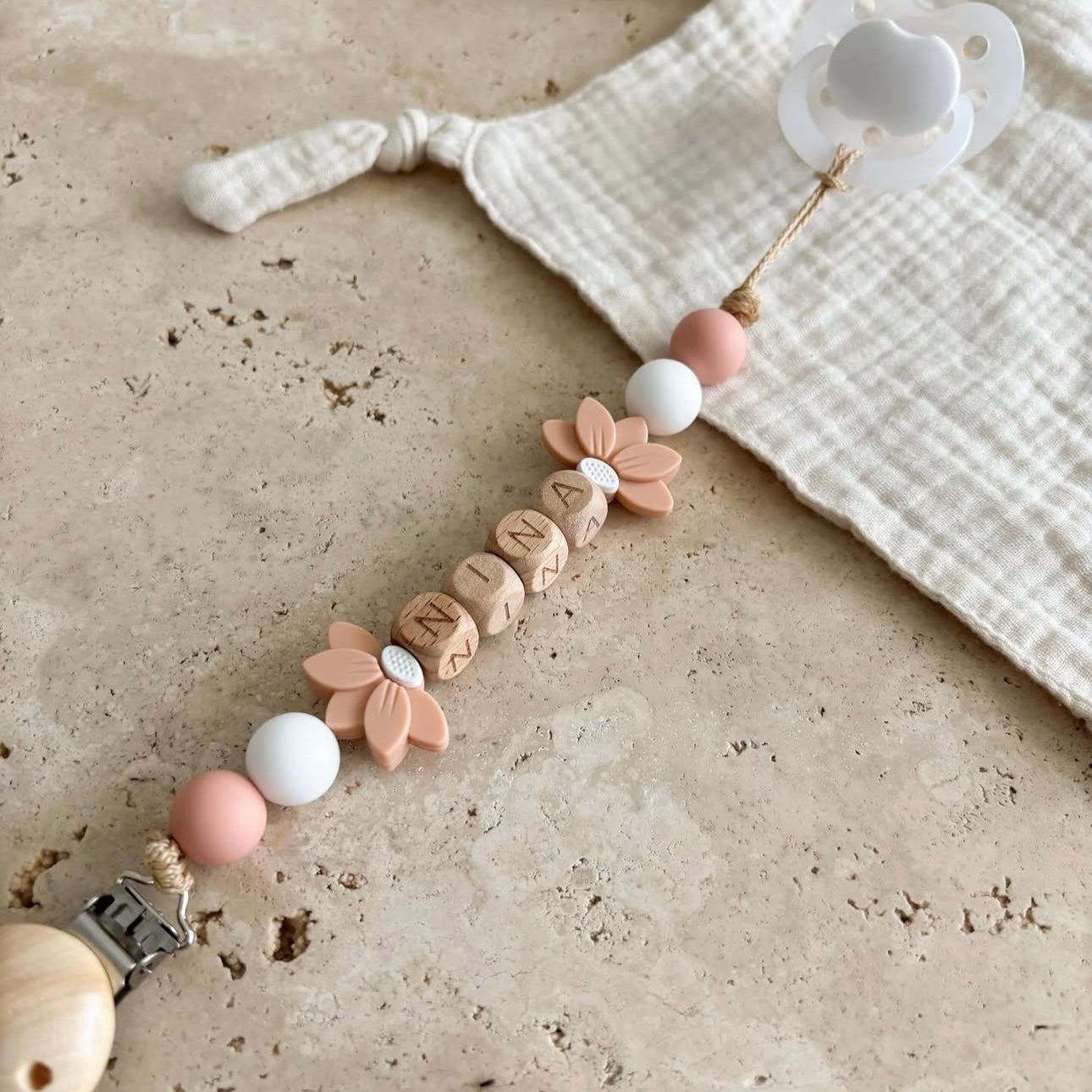 Attache-tétine NINA