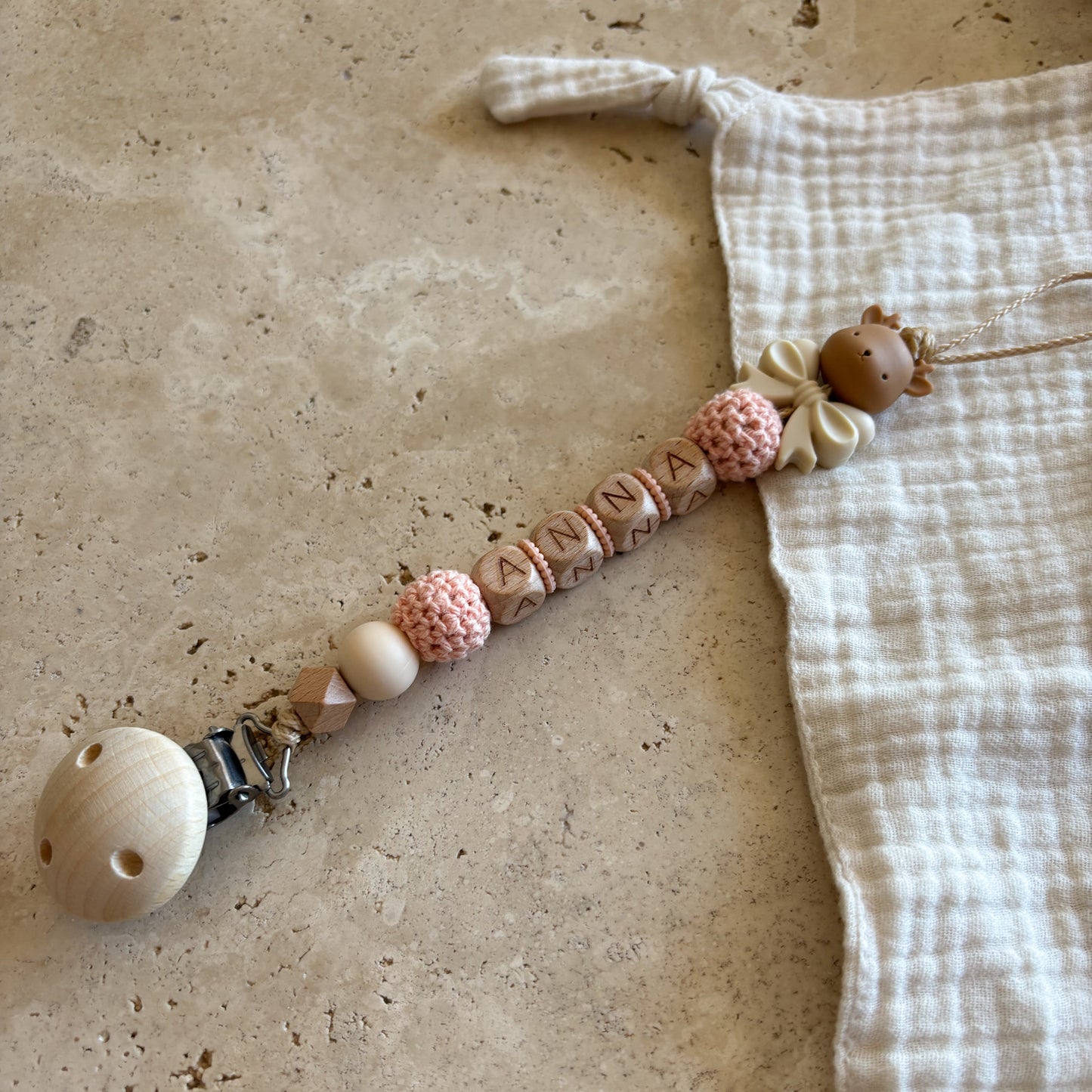 Attache-tétine ANNA